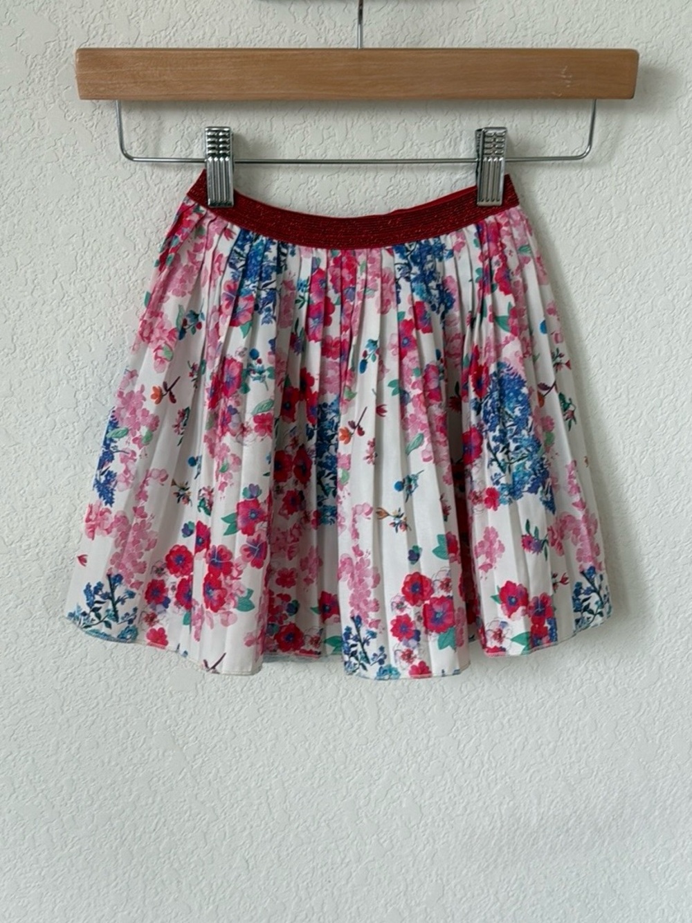 Zara • Pink and Blue Floral Pleated Skater Pull On Skirt with Elastic Waist